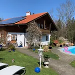 Apartment Haus Mona **** *