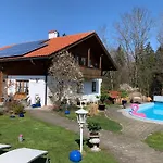 Haus Mona **** Apartment Bad Heilbrunn