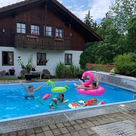 Haus Mona **** Apartment Bad Heilbrunn