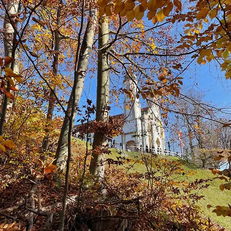 公寓 Haus Mona ****