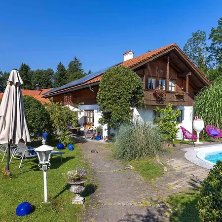 Haus Mona **** Apartmán Bad Heilbrunn