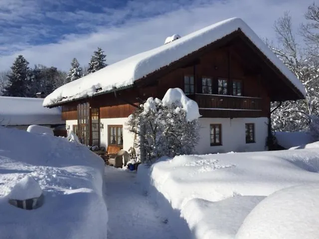 Apartmán Haus Mona **** *